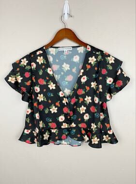 Beyond The Radar Blouse Cropped Black Floral Satin Short Sleeves Women's M